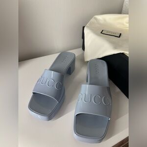 GUCCI plastique rubber mules like new 37